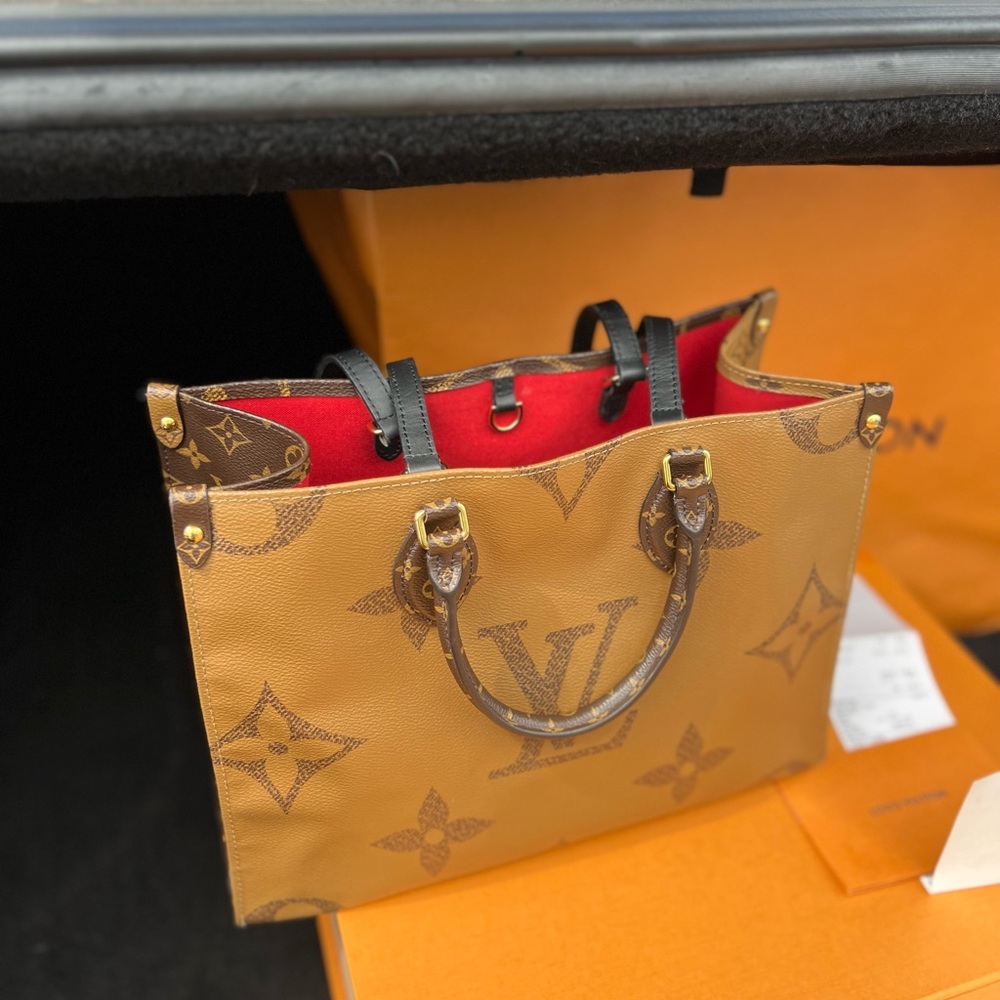 Excellent condition Louis Vuitton bag